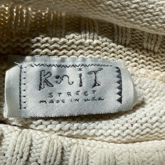 Vintage Cottagecore White Knit Street Sweater - Picture 7 of 7